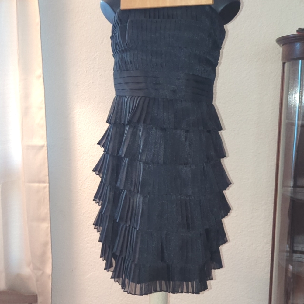 White House Black Market Cocktail Dress sz 12